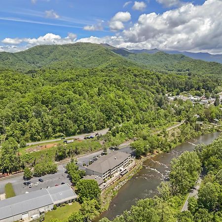 Best Western Plus River Escape Sylva / Dillsboro Exterior foto
